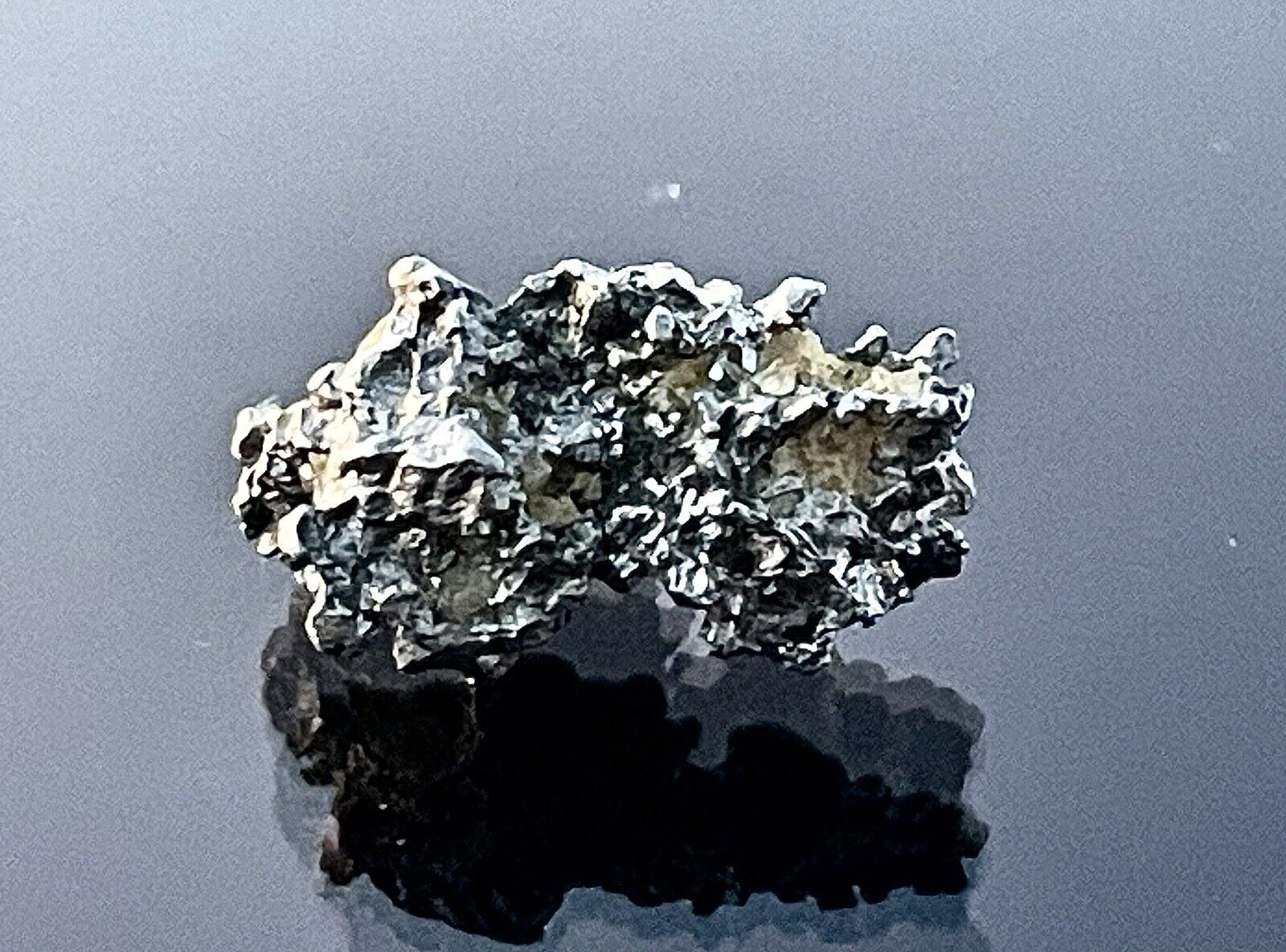 Very Rare  Platinum Nugget , 4.57 gr , 14 mm