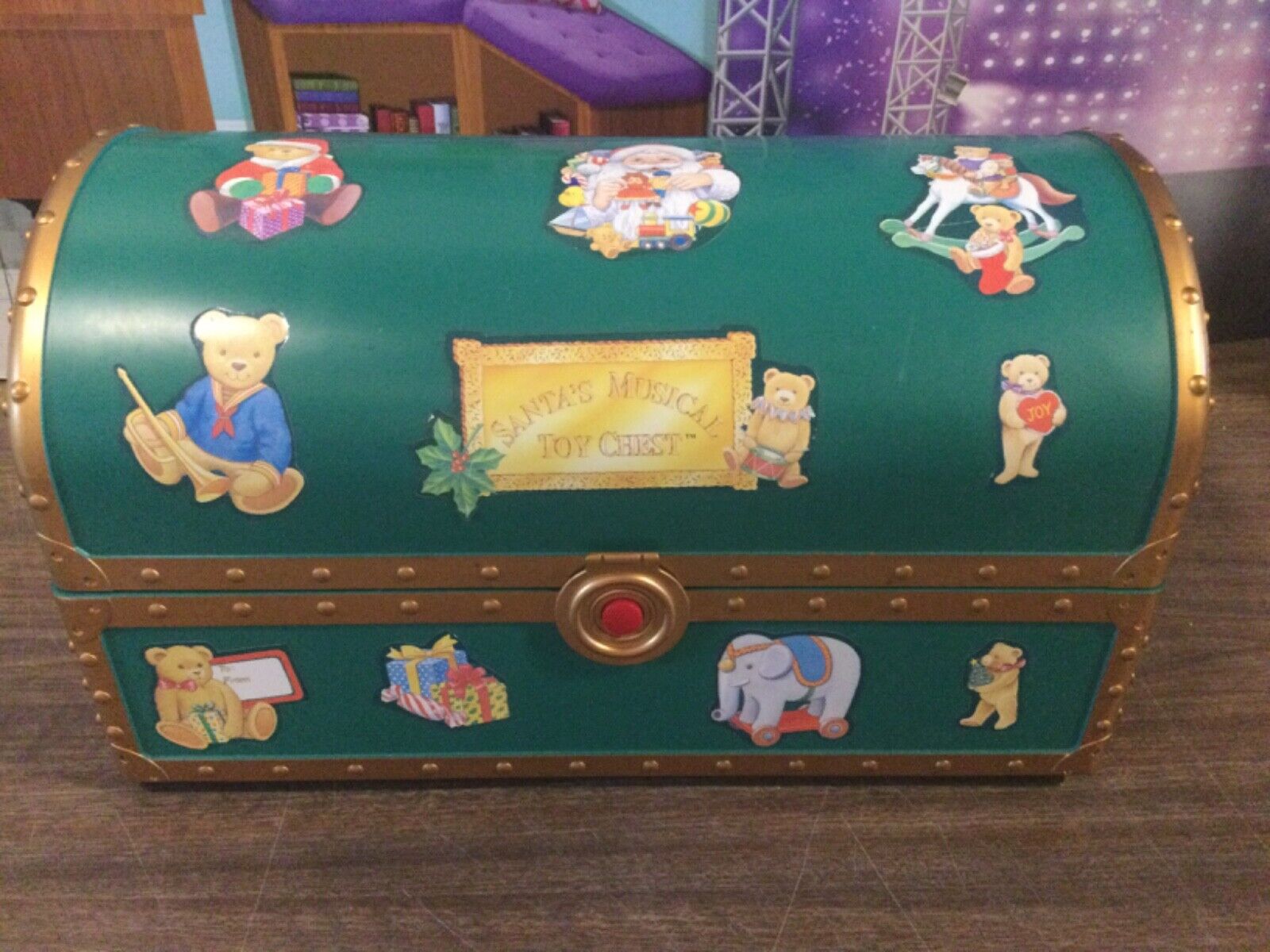 Vintage’94 Mr Christmas “Santa's Musical Animated Toy Chest” Plays 35 Songs RARE