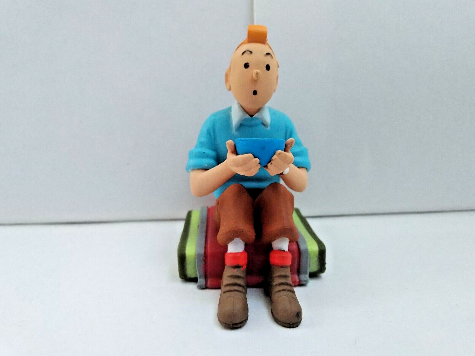 Tintin sitting with bowl PVC figurine - Rare and out of production