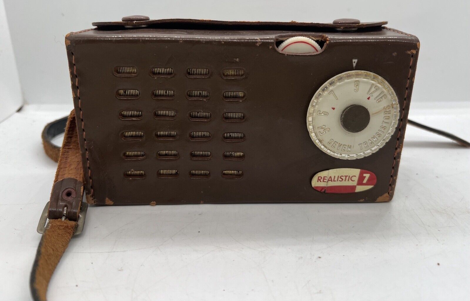 Vintage Realistic 7 Transistor Radio Japan Genuine Leather Brown Japan WORKS