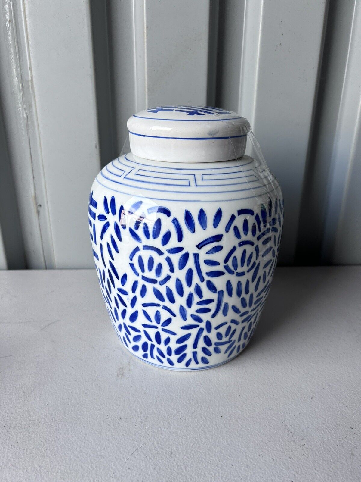 Vintage Double Happiness Chinese Ginger Jar blue and white Porcelain chinoiserie