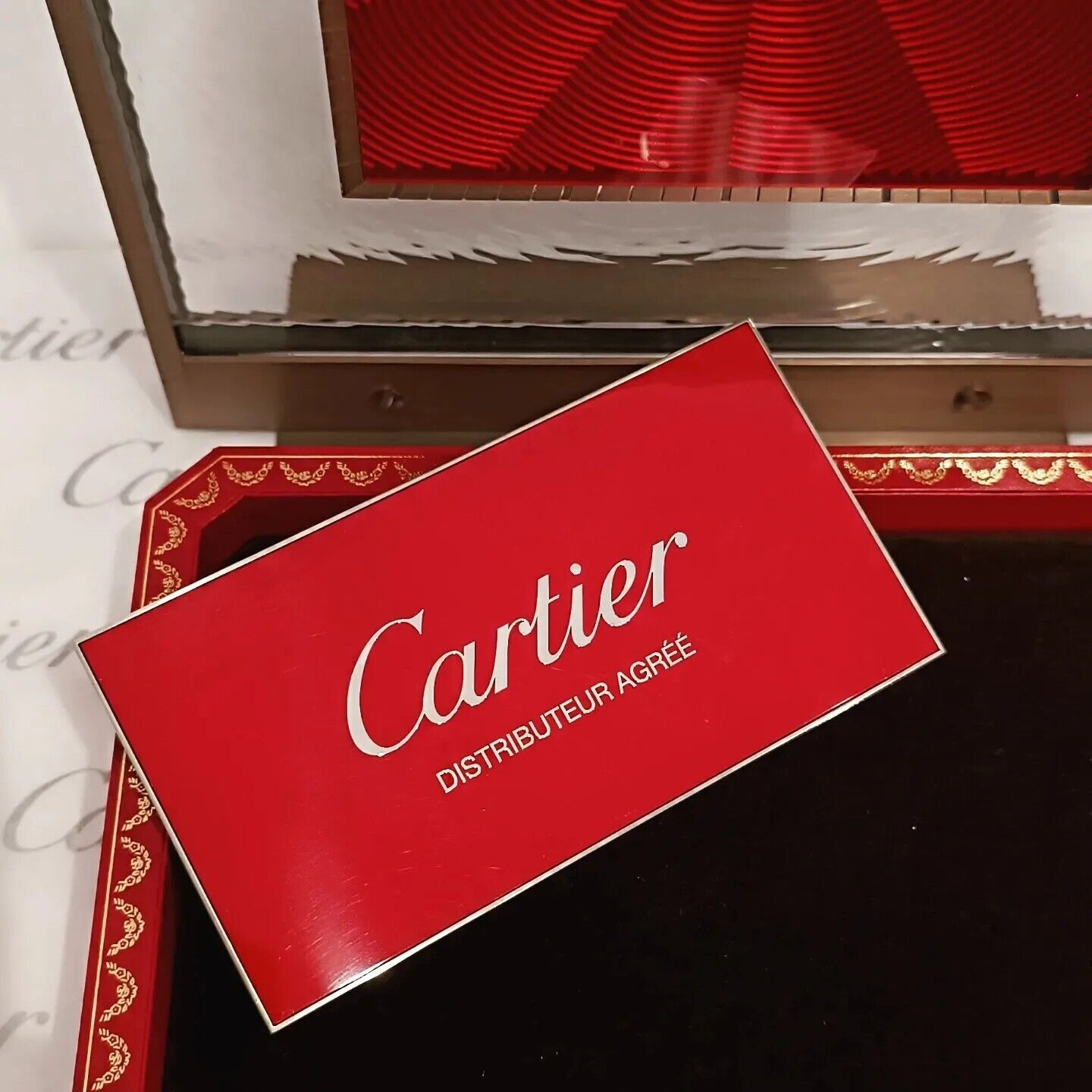 Cartier lacquered plate, vintage, Cartier must, display, tray