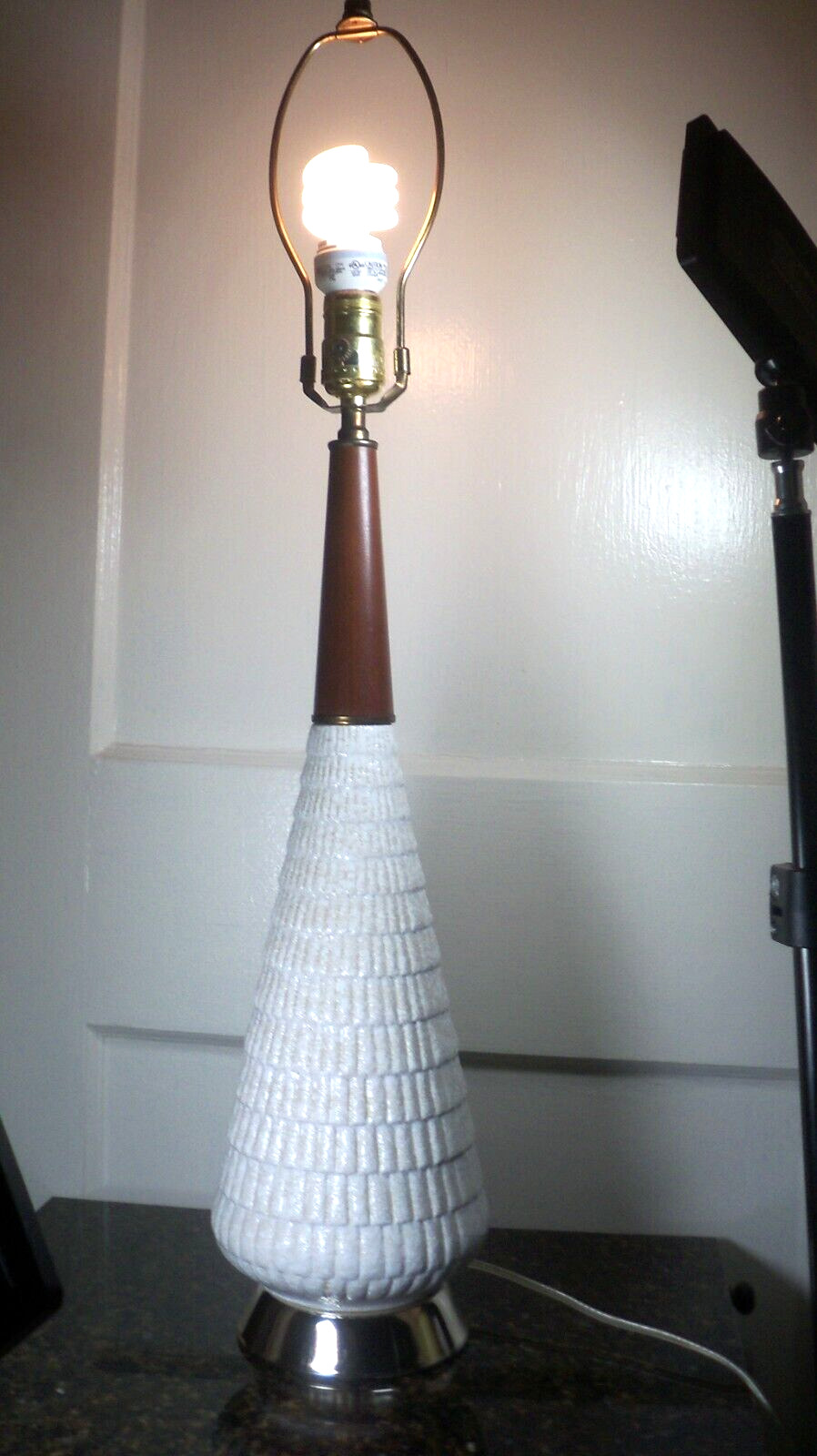 Vintage Atomic Mid Century Danish Modern Ceramic Walnut & Brass Large Lamp Nice