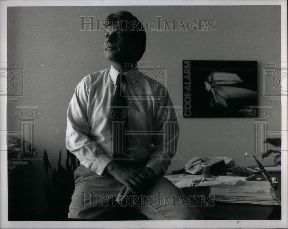 1989 Press Photo Rand Mueller President - Code Alarm - DFPC69071