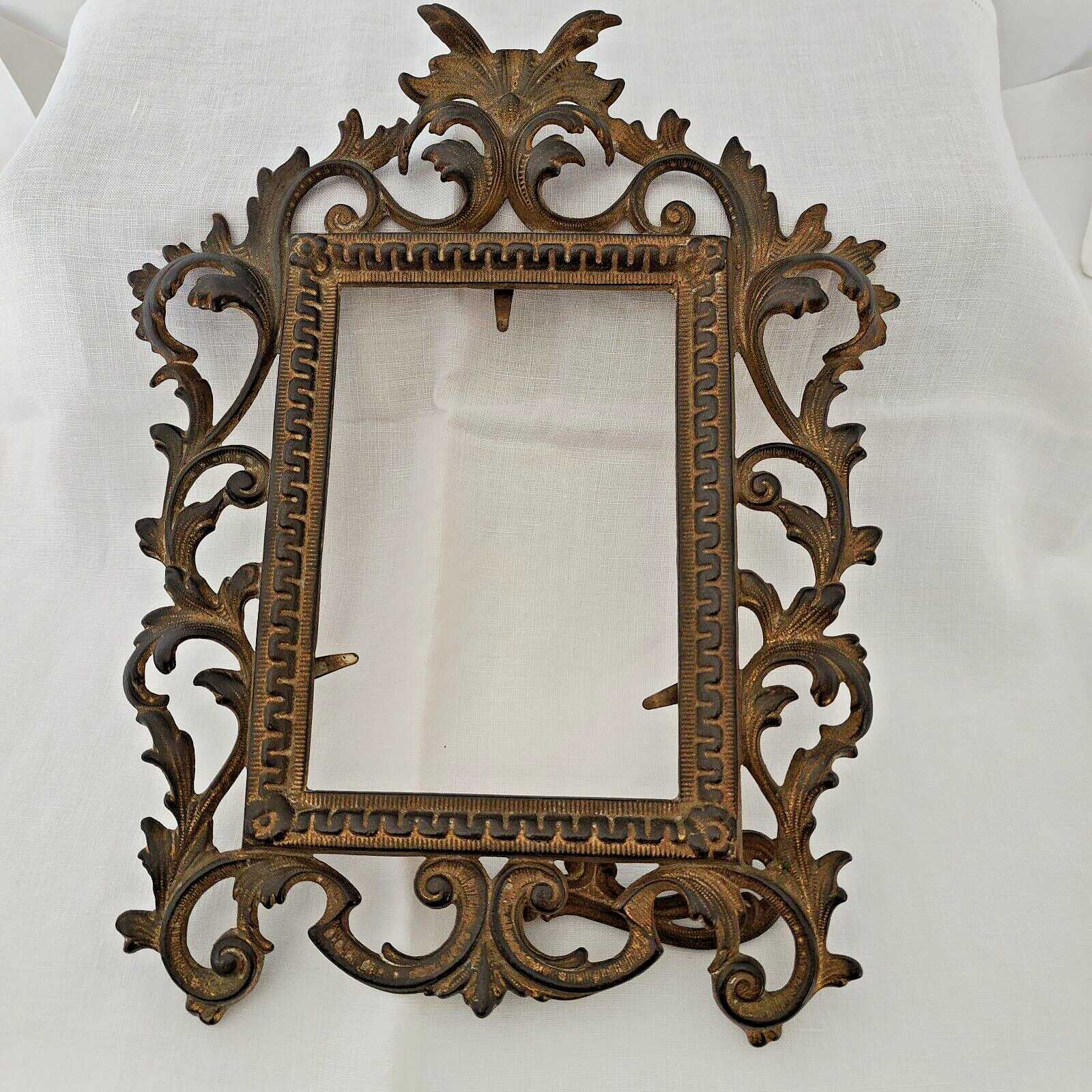 Vintage Rococo Cast Metal Picture Frame Brass Gold Tone W/ Easel Stand *READ*