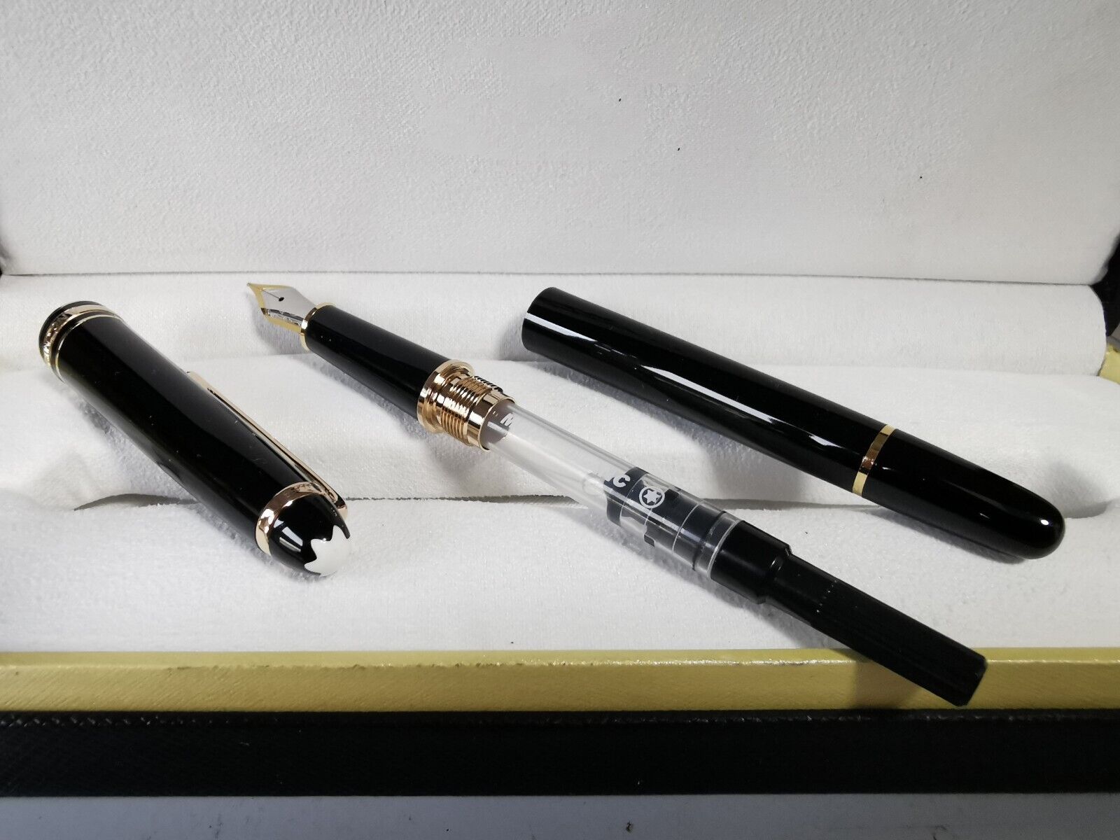 Luxury 163 Resin Series Bright Black+Gold Clip 0.7mm nib Fountain Pen NO BOX