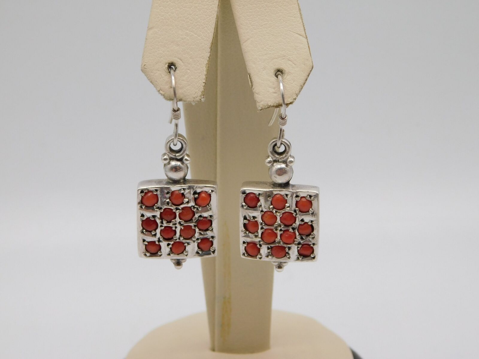 NATIVE AMERICAN INDIAN STERLING SILVER CORAL STONE DANGLING EARRINGS