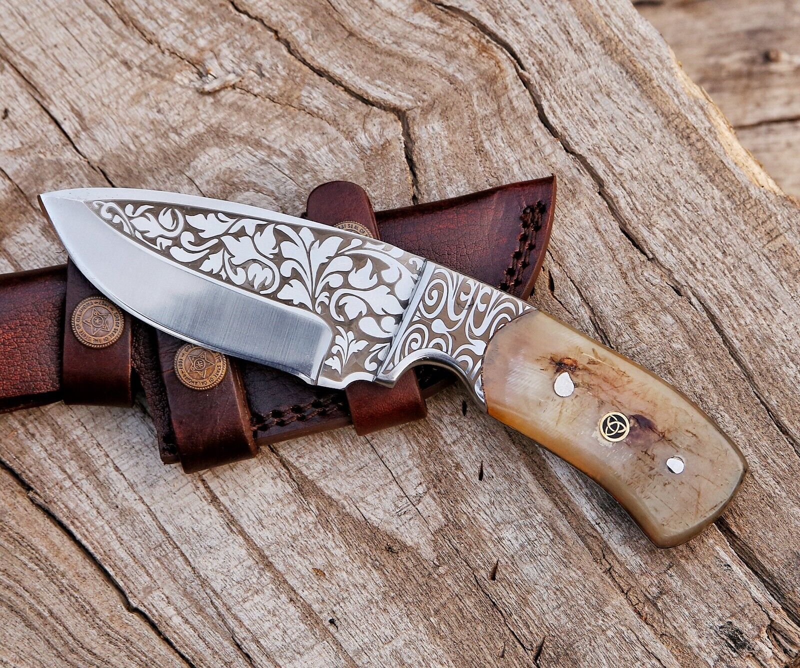 Custom Engraved Handmade Stainless Steel Hunting Skinning Knife with Sheath