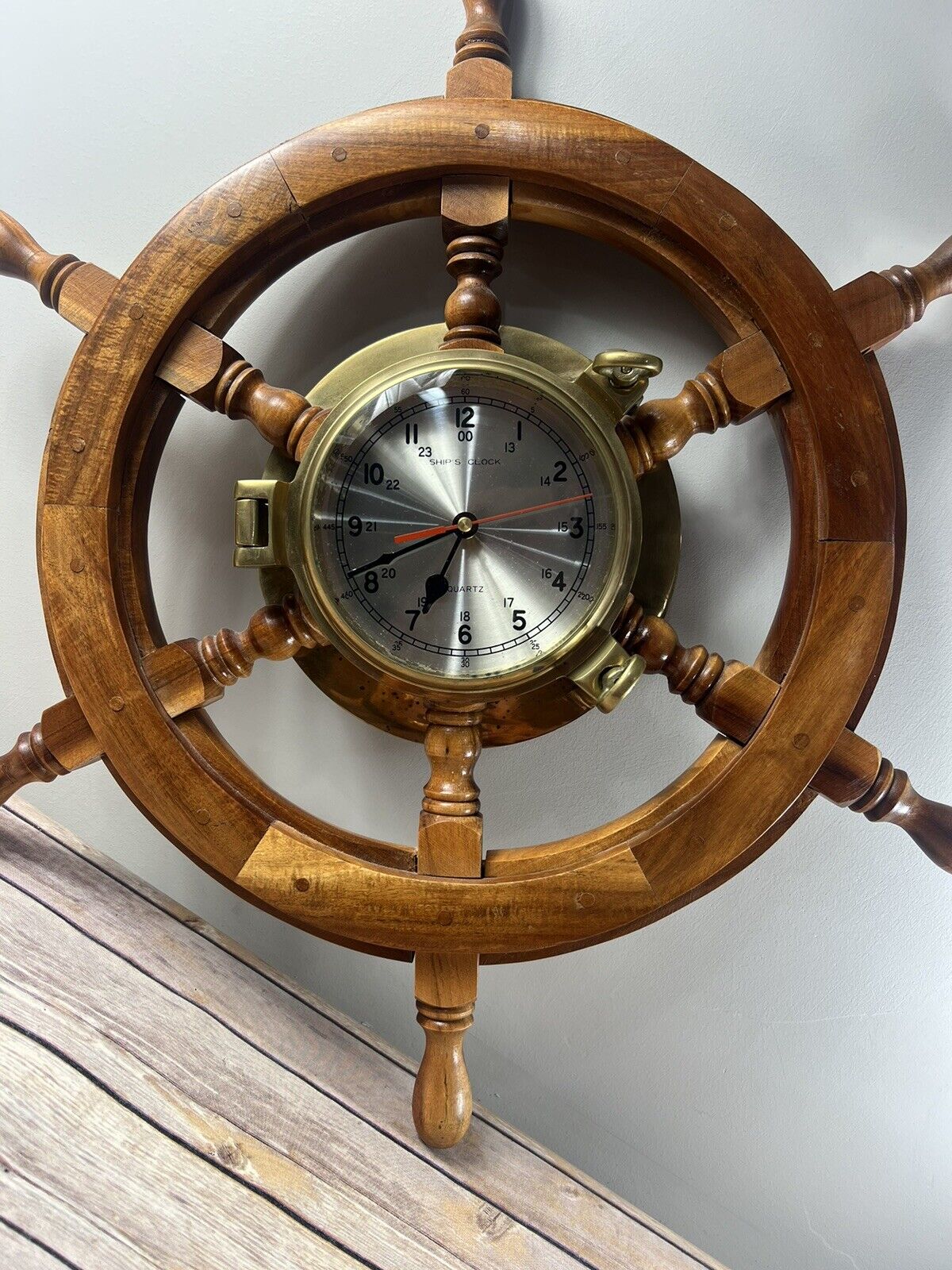 Wooden Pirate Ship Helm Quartz Wall Clock Restaurant Decor Vintage