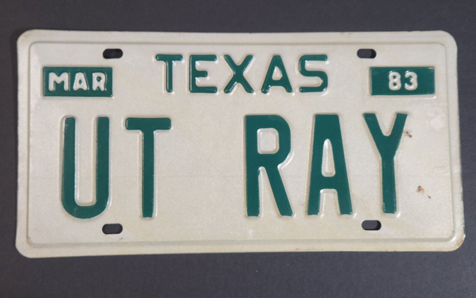 Vintage 1983 Texas License Plate (UT-RAY) Expired March Green Letters on White