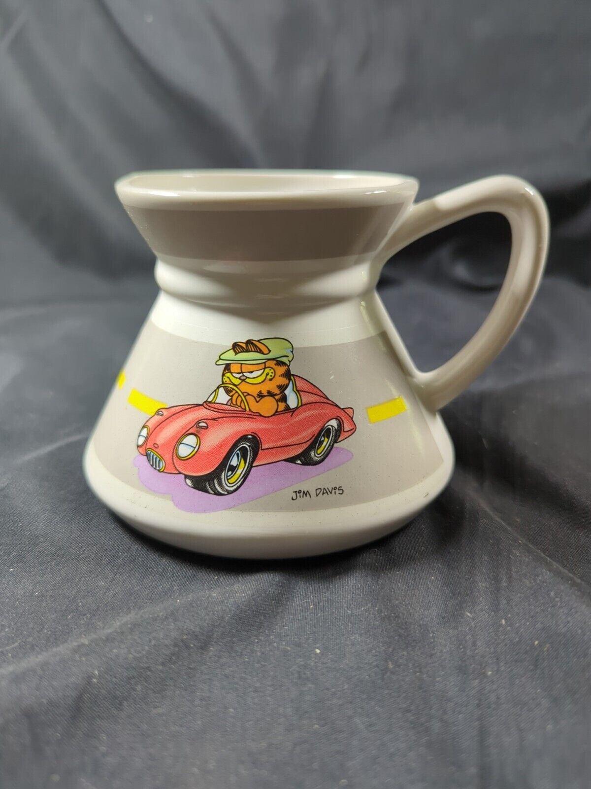 Vintage Garfield Big Bottom 1978 On Go Mug Fat Cat Driving Enesco Coffee Cup