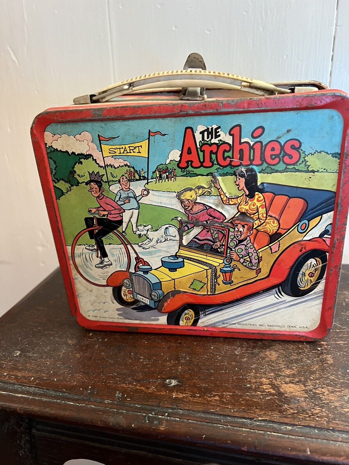 Vintage 1969 Archies Metal Lunch Box No Thermos
