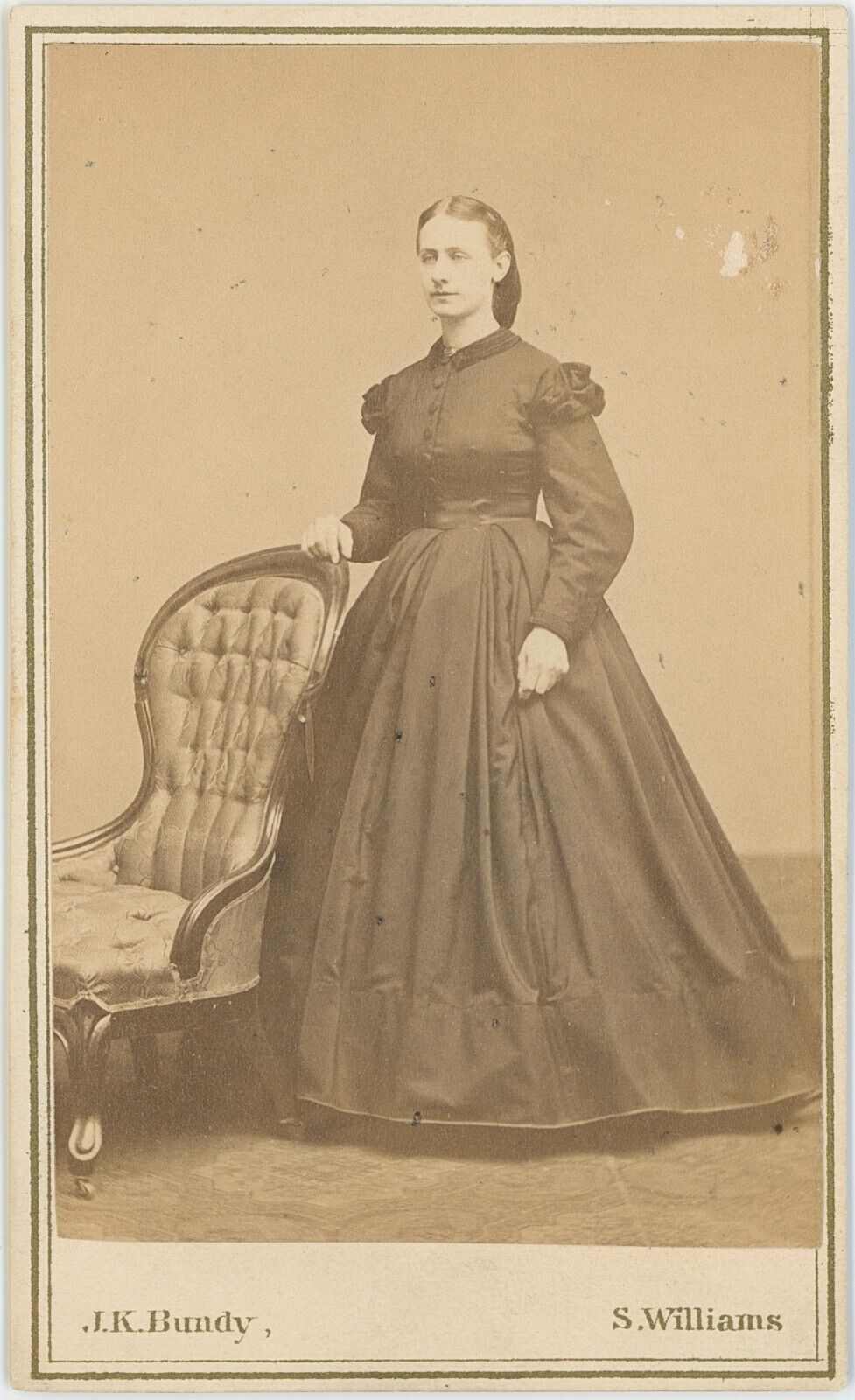 Pretty Light Eyed Lady New Haven, Connecticut 1860s CDV Carte de Visite X531