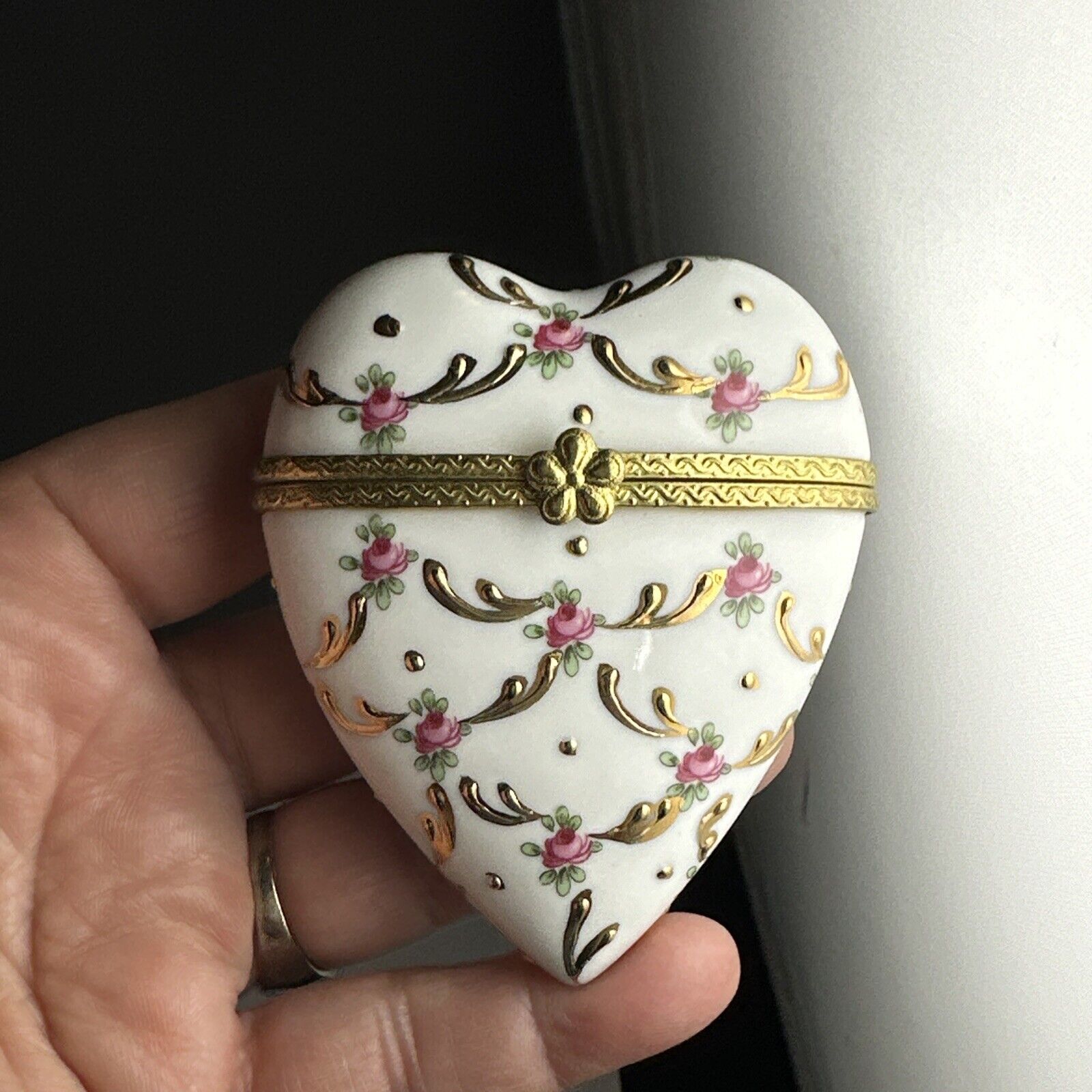 Limoges Heart-Shaped Trinket Box Porcelain Hand Painted Boites A Lilules