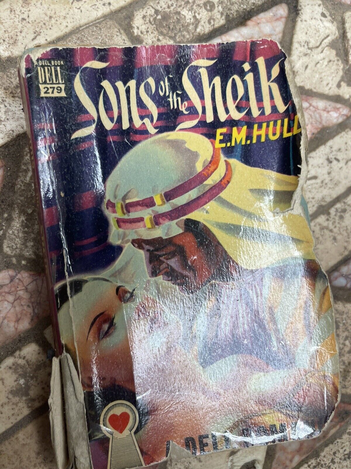 vintage paperbacks - dell books Sons of the Shiek