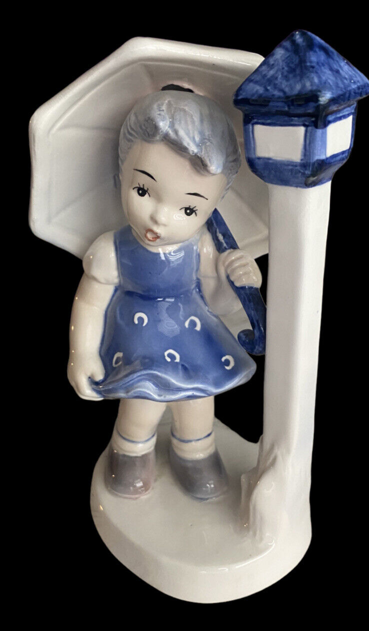 April Showers Girl Umbrella Figurine Statue Vintage 1950s AH1D Made Japan Napco