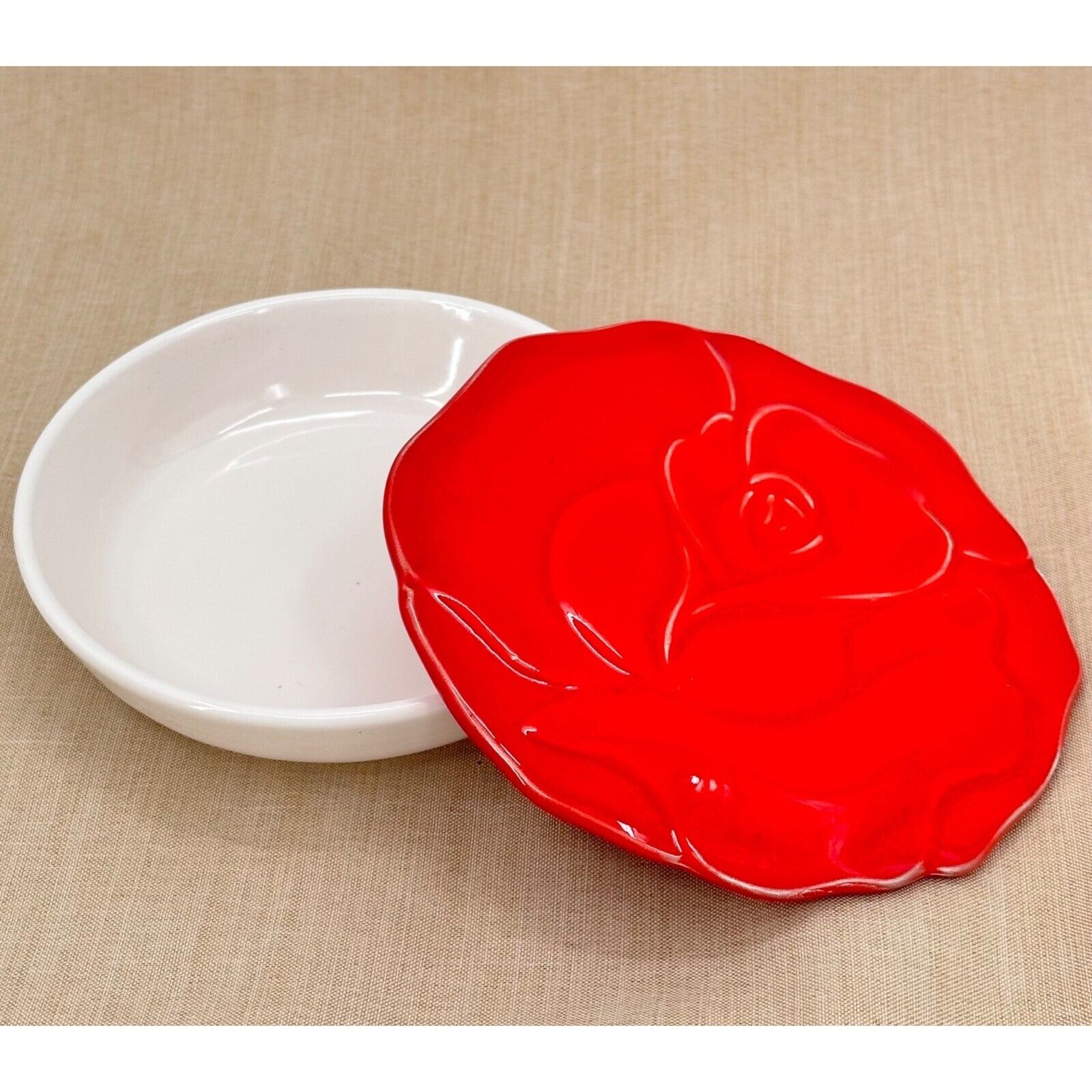 Red Rose Flower Trinket Jewelry Box Ceramic Lid Round Vintage Japan 