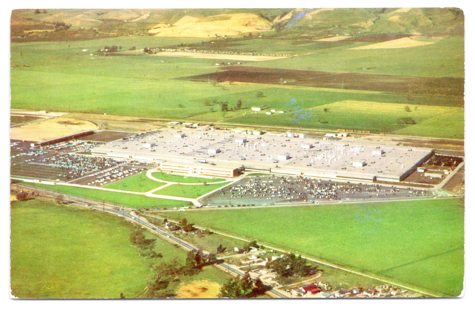 Postcard Ford Plant Milpitas CA Pub Milligan News Agency San Jose CA #5969