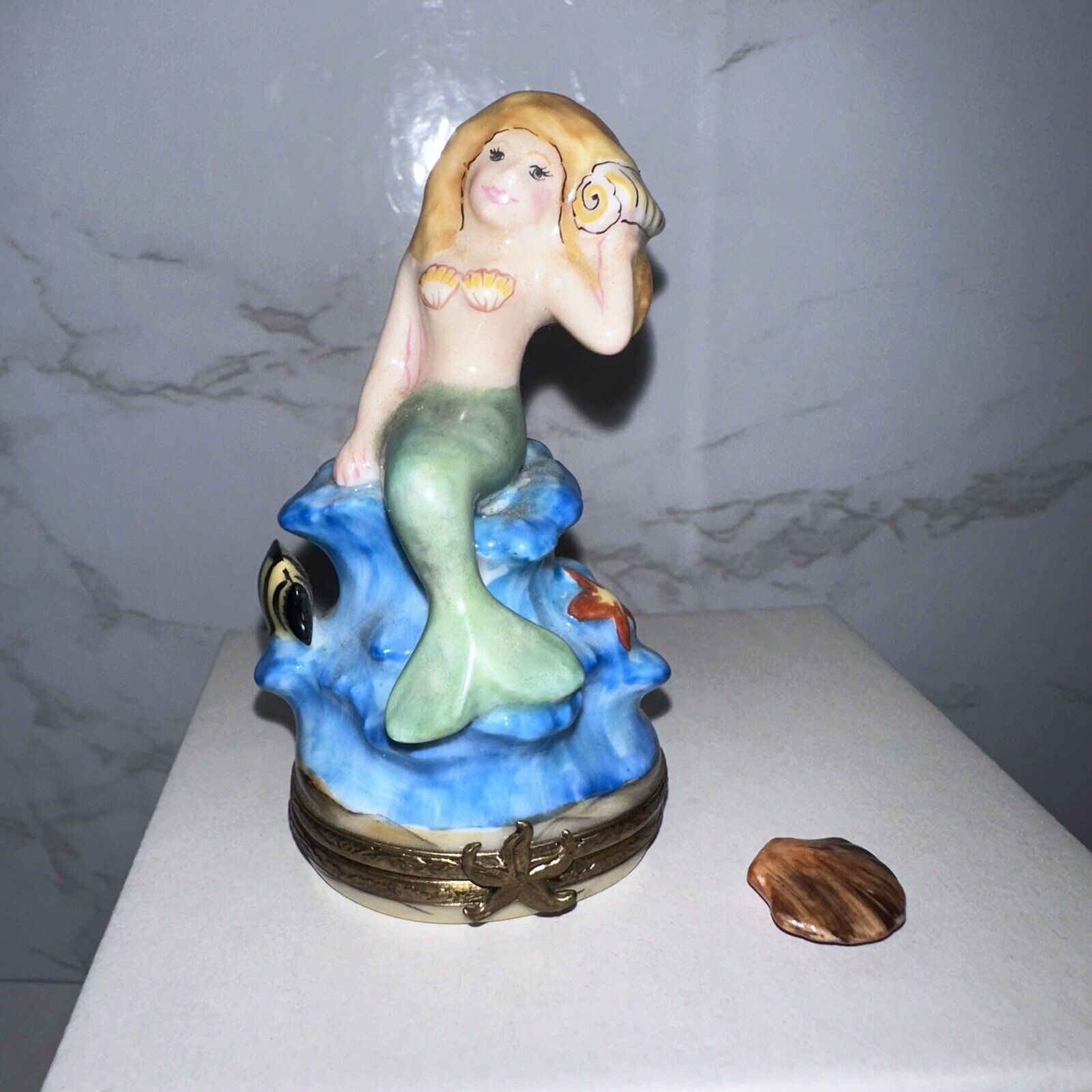 Limoge Mermaid Trinket Box Peint Main France Limited Edition 105/500 w/ Shell