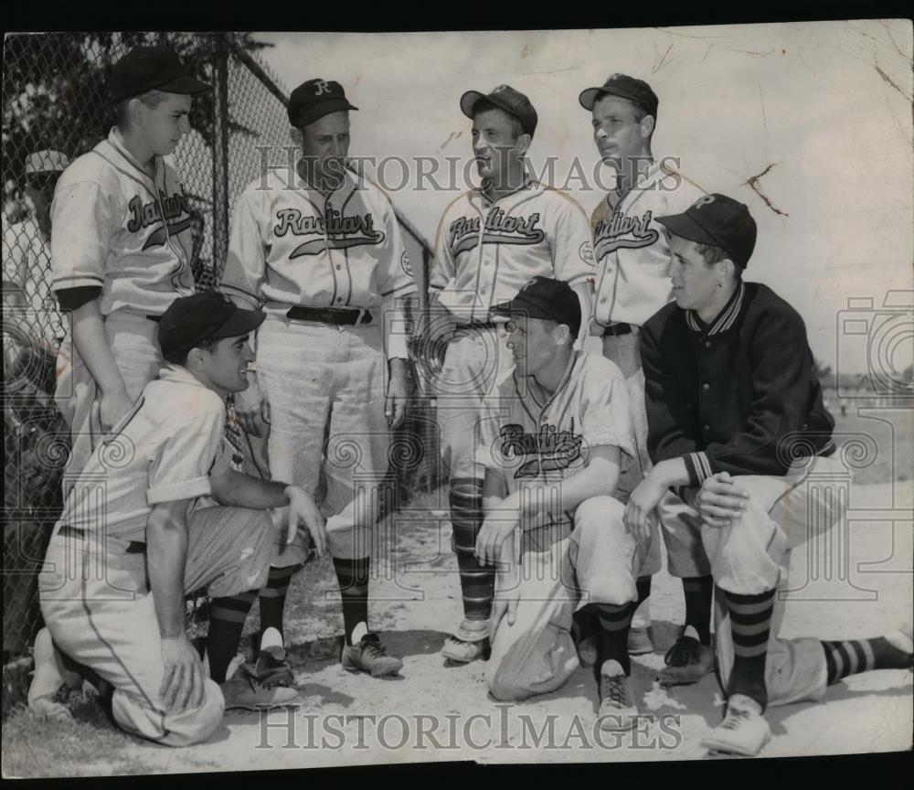 1953 Press Photo Radiants baseball players - cvb47384