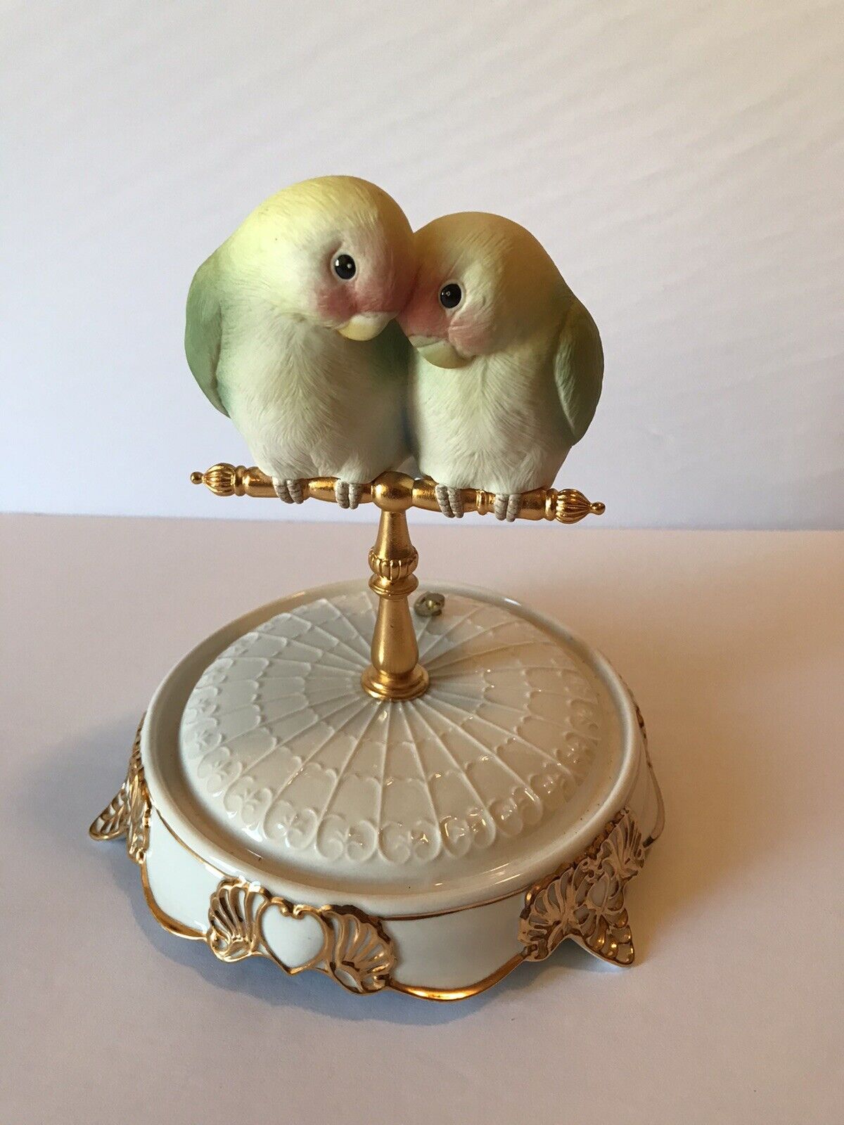 Birds Figurine Music Box House Of Faberge The Guilded Cage  RARE Great Condition
