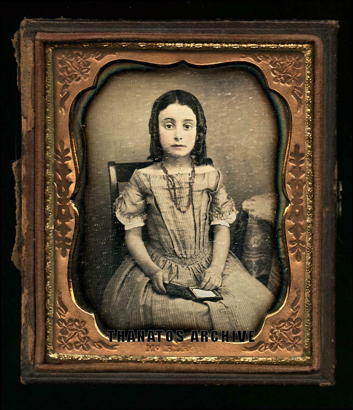 Daguerreotype Little Girl Coral Necklace Holding Open Dag Mourning Photo Tinted