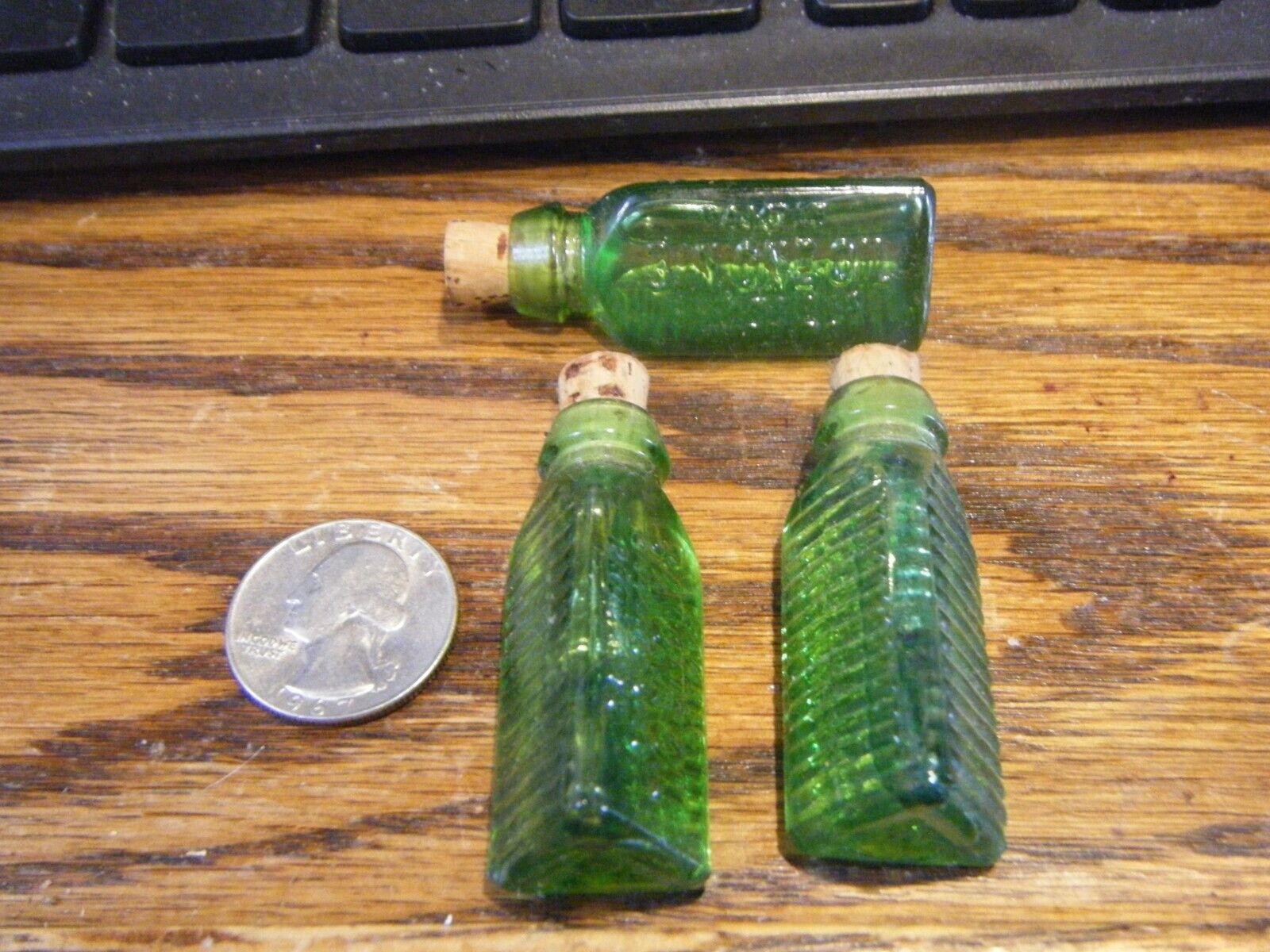 3 Vtg 3 in One Oil Green Glass 3 Sided Corked Unopened Mini Sample BottleS NOS
