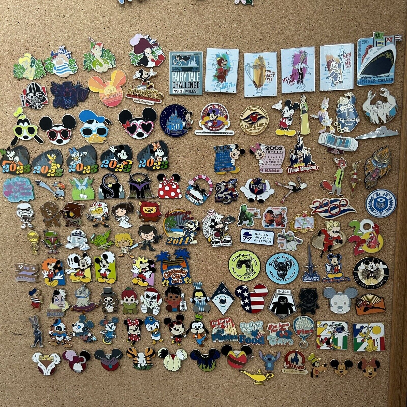 Mystery Lot Of 5 Pins Guaranteed Authentic Disney Pins — Perfect For Trading