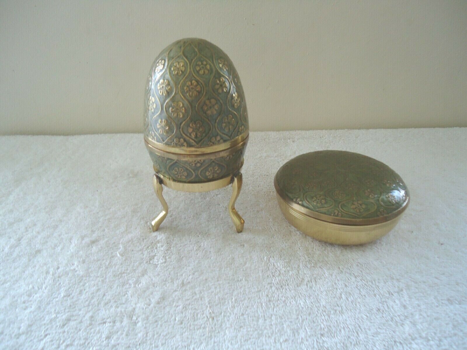 Vintage Large 2 Piece Brass Egg & Round Trinket Box Set \