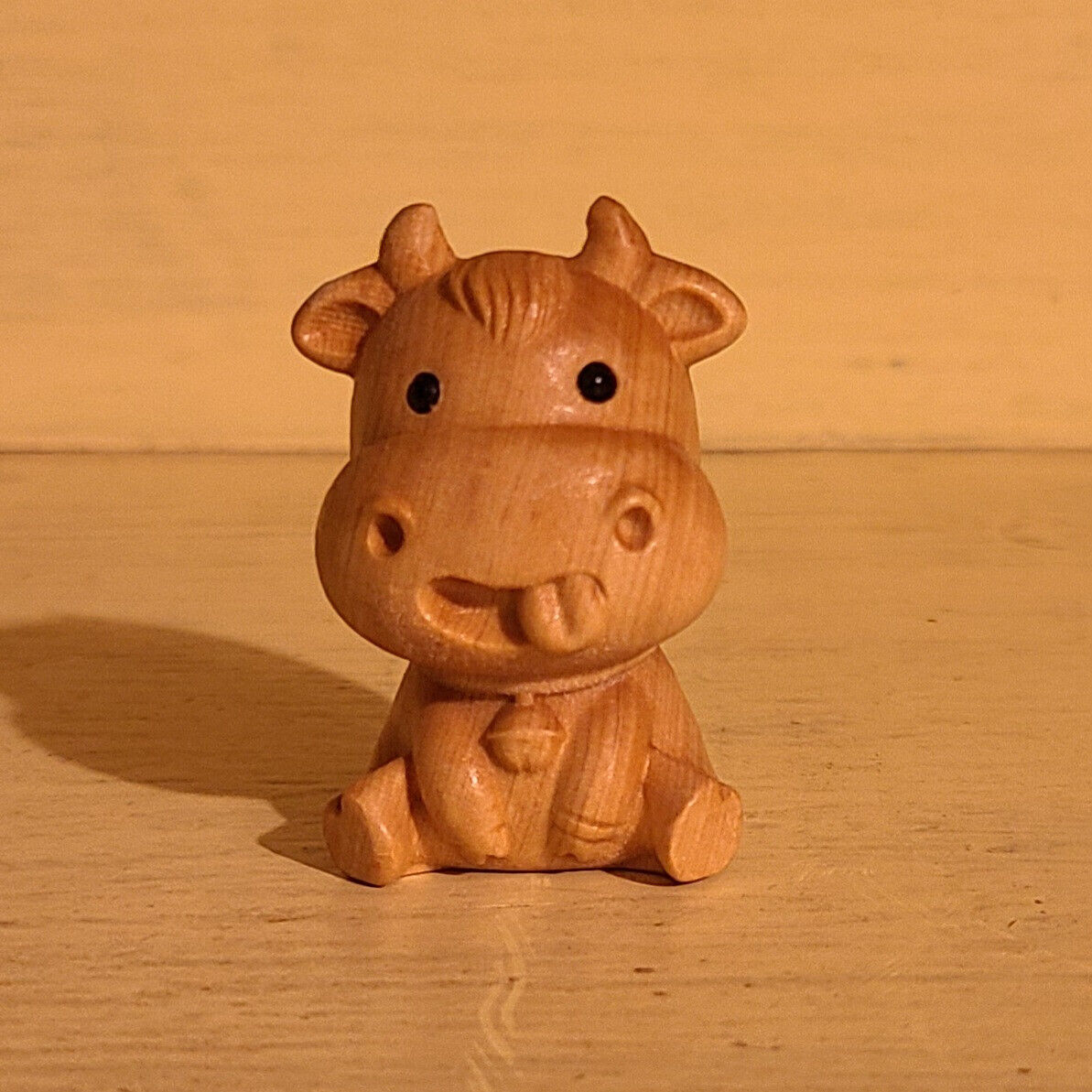 Hand Crafted Ornately Hand Carved Wood Green SANDALWOOD Cow/calf Lucky Figure