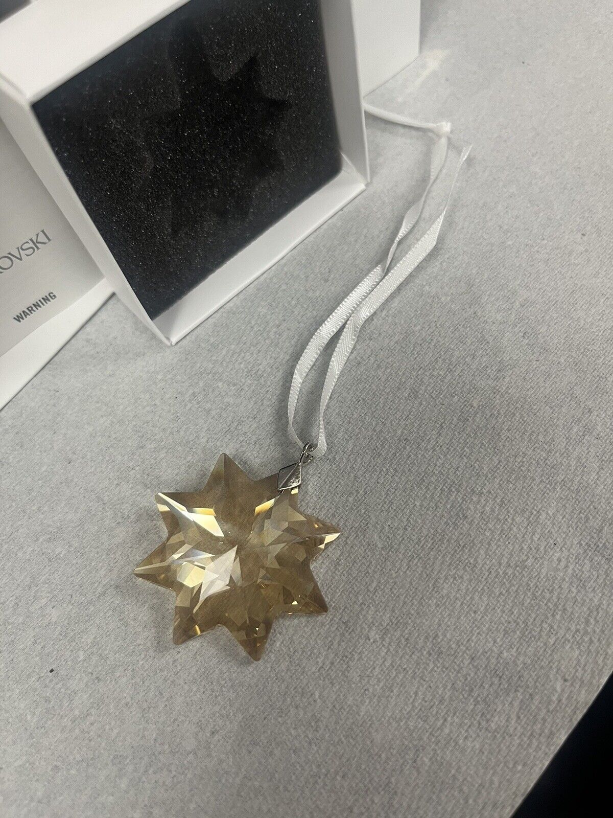 Swarovski Star Ornament Golden Crystal Size 1 1/2 inches GWP #5268523 New in Box