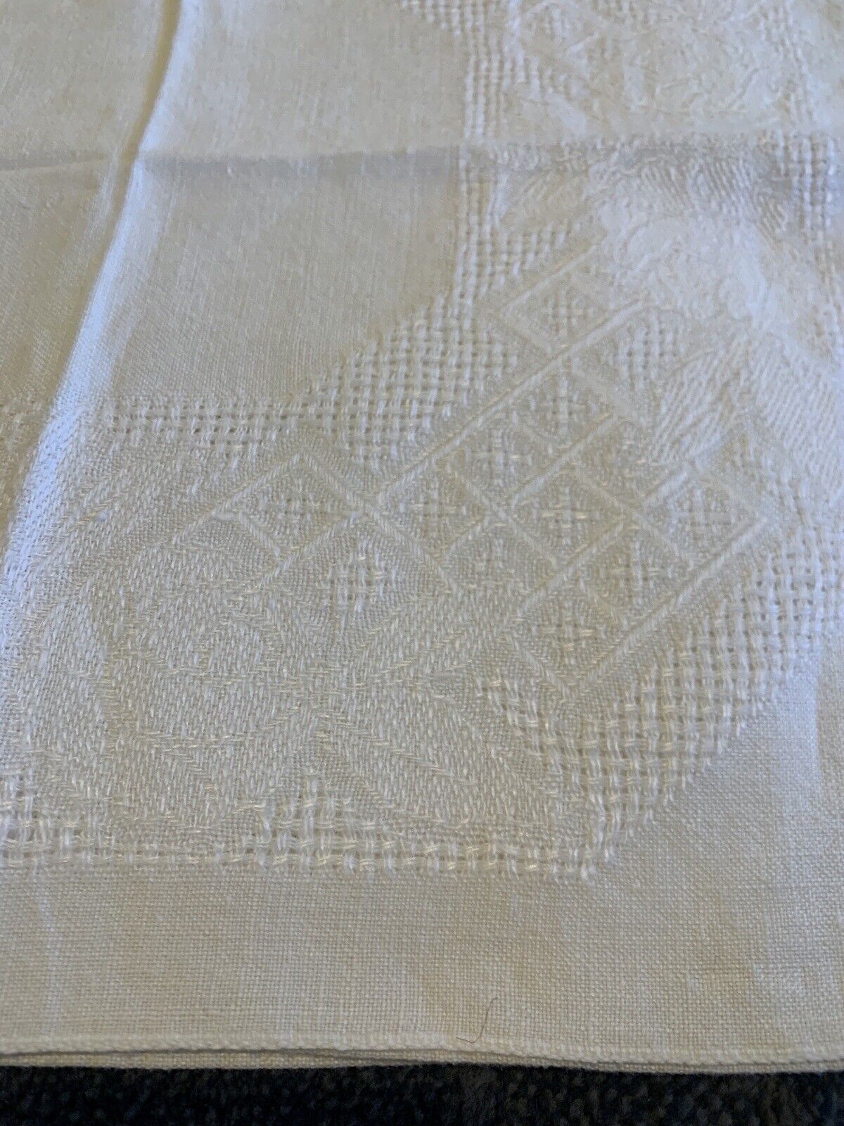 Vintage Textured Woven Geometrical Napkin Set of 4~Creme Colored~15”