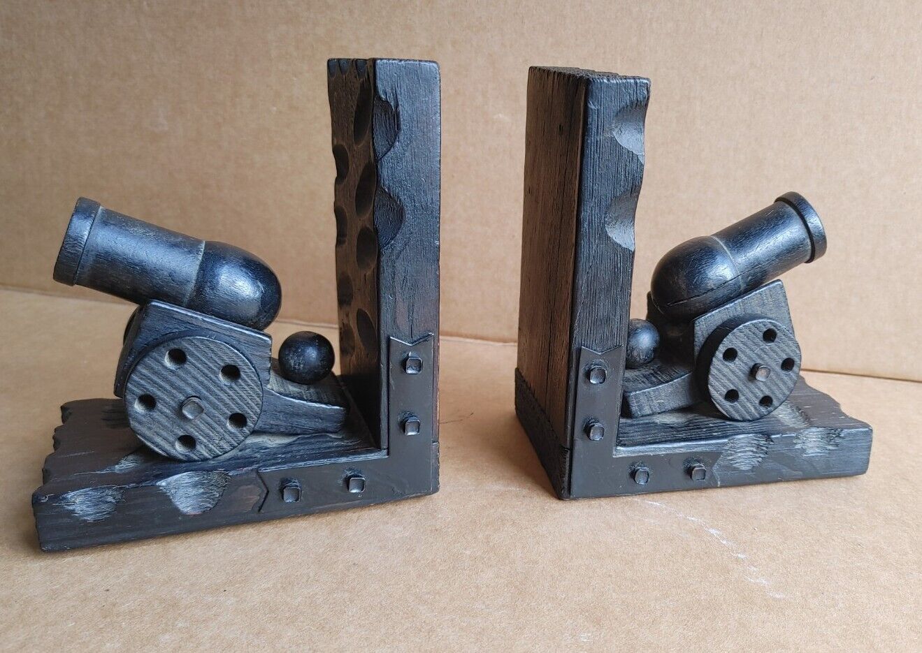 1 Pair Of Vintage Wooden Carved Black Military Canon Bookends