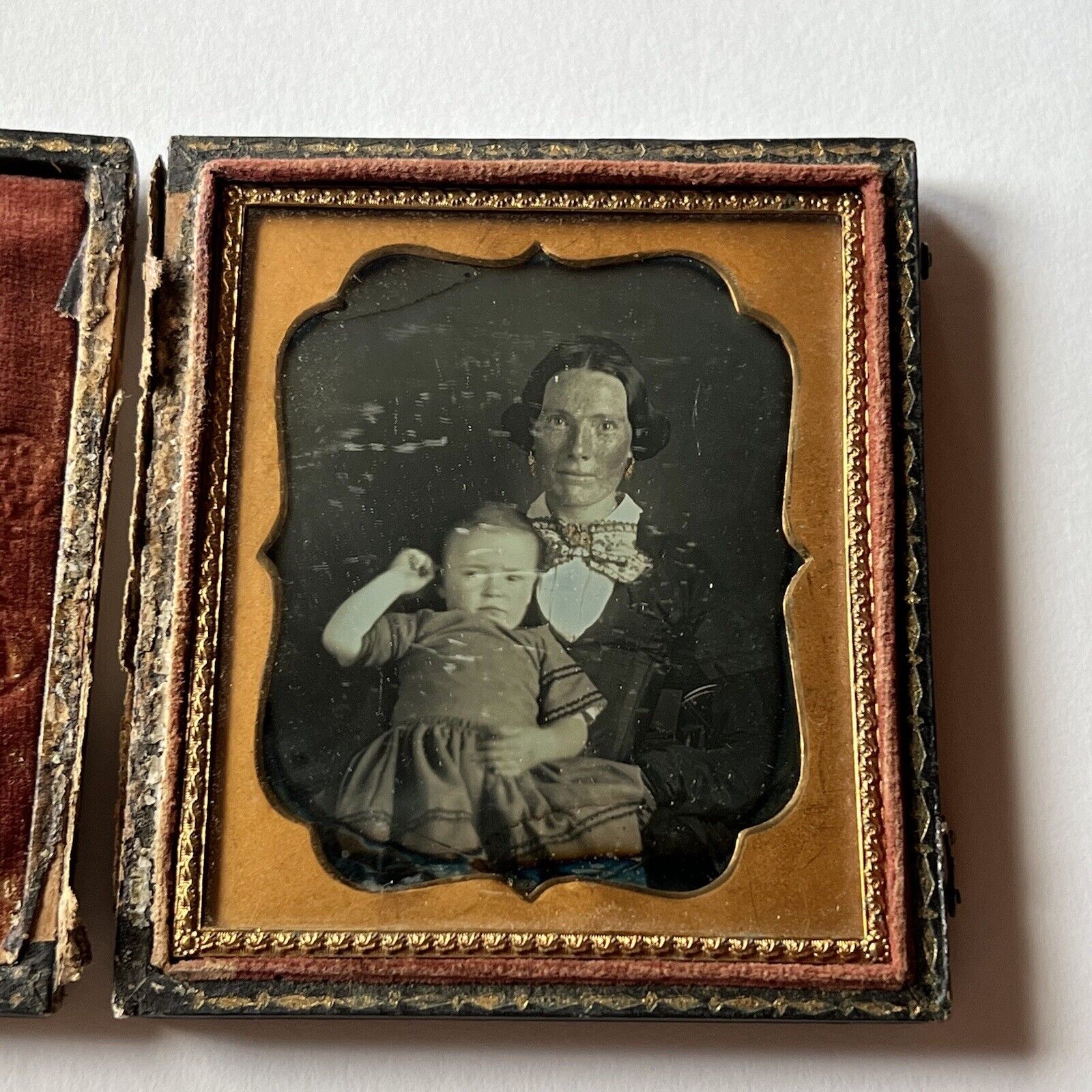 Antique Daguerreotype Photograph Full Case Beautiful Woman & Child Gold Tint