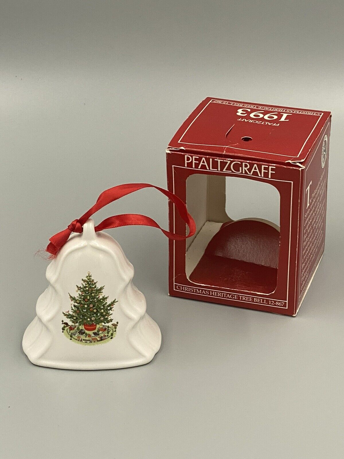 Vintage 1993 Pfaltzgraff Heritage Tree Bell Holiday Ornament Merry Christmas