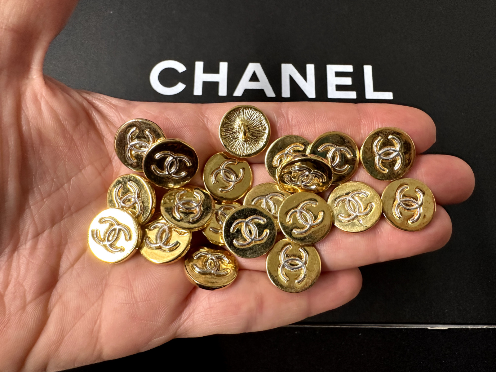 LOT OF 10 Vintage CHANEL Gold color Metal Button CC Logo in Silver High Relief
