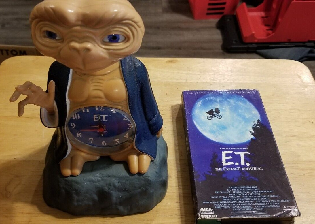 Vintage E.T. The Extra Terrestrial Clock 1982 Nelson's SEE DESCRIPTION