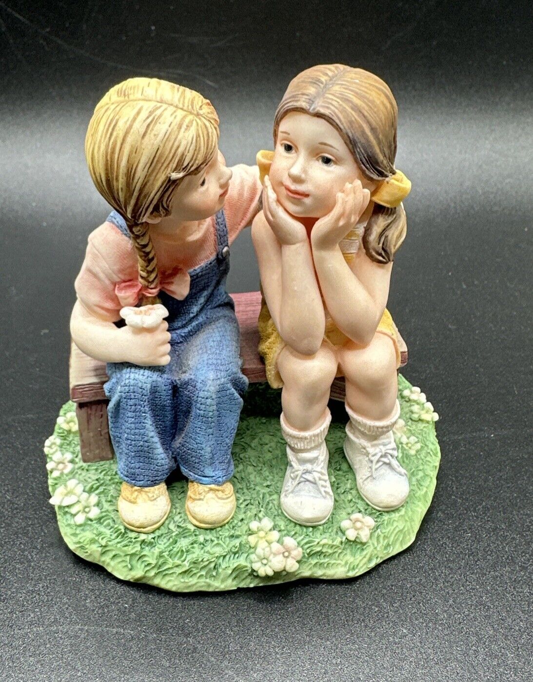 Expressions of Love 2002 Demdaco Girlfriend/Sisters  Figurine~Excellent