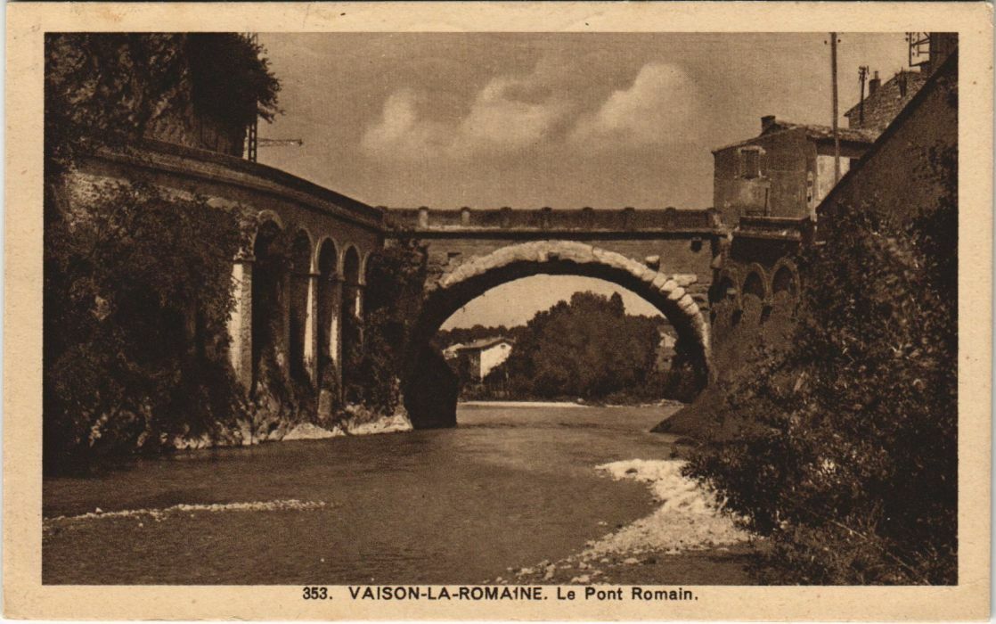 CPA VAISON-LA-ROMAINE Le Pont Romain (1086285)