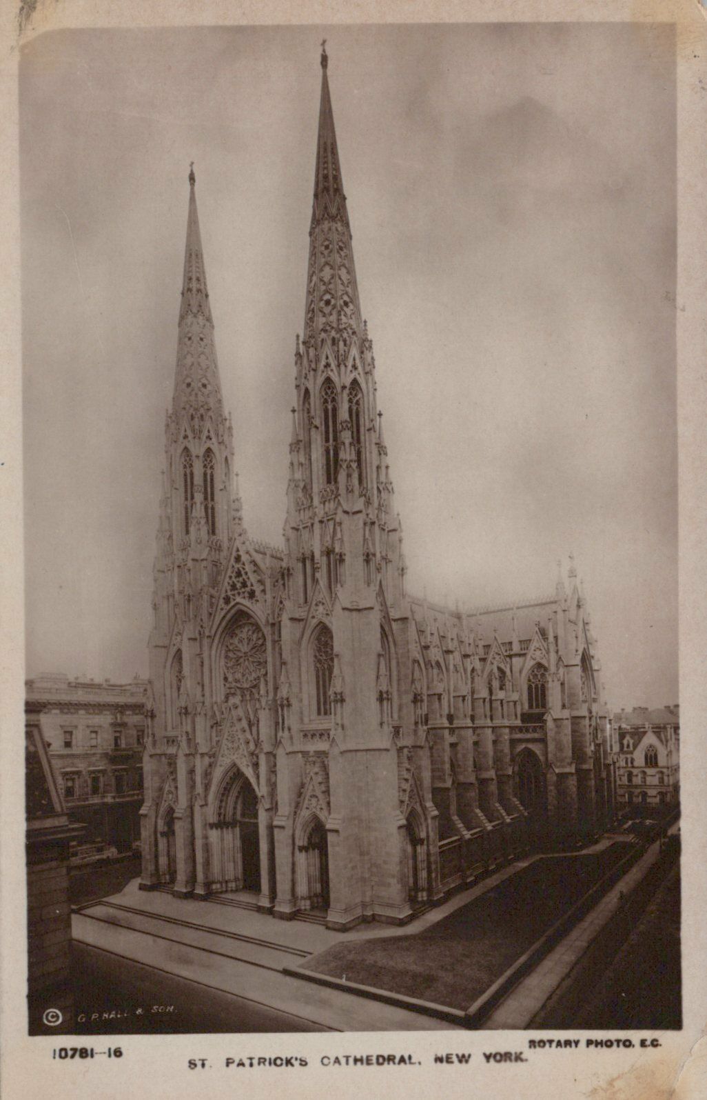St Patrick\'s Cathedral New York Vintage Real Photo RPPC Post Card