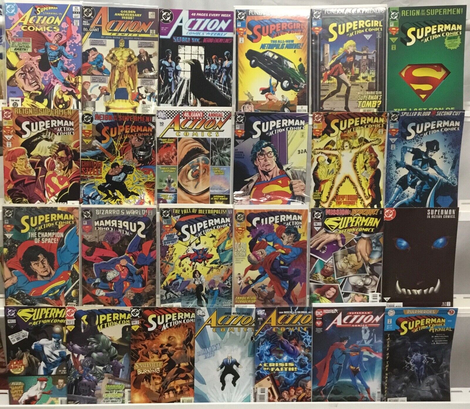 DC Comics - Superman Action Comics - Comic Book Lot of 25 Issues