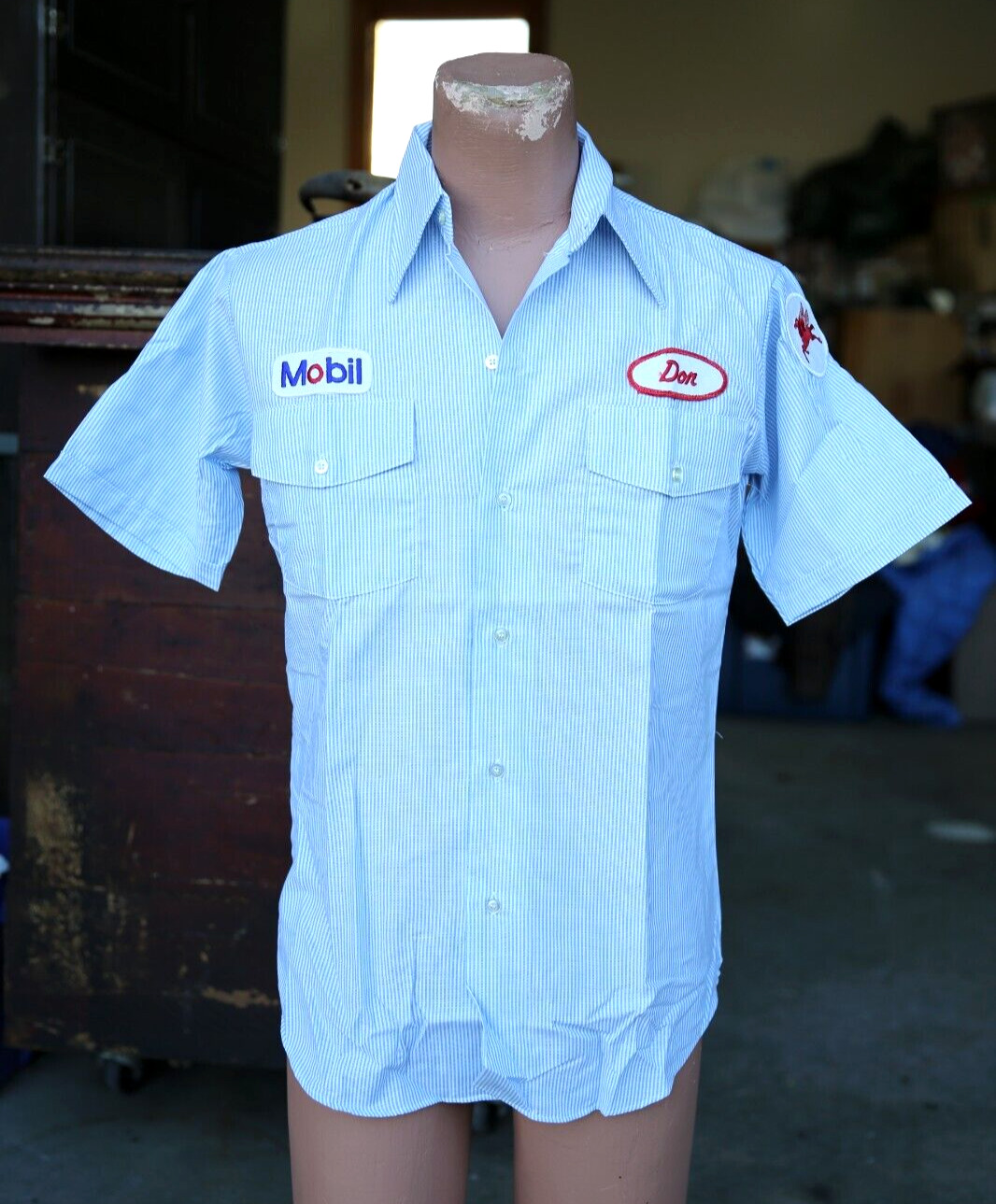 Vintage Mobil oil uniform shirt Petroliana Gas Station Attendant lion uniform M