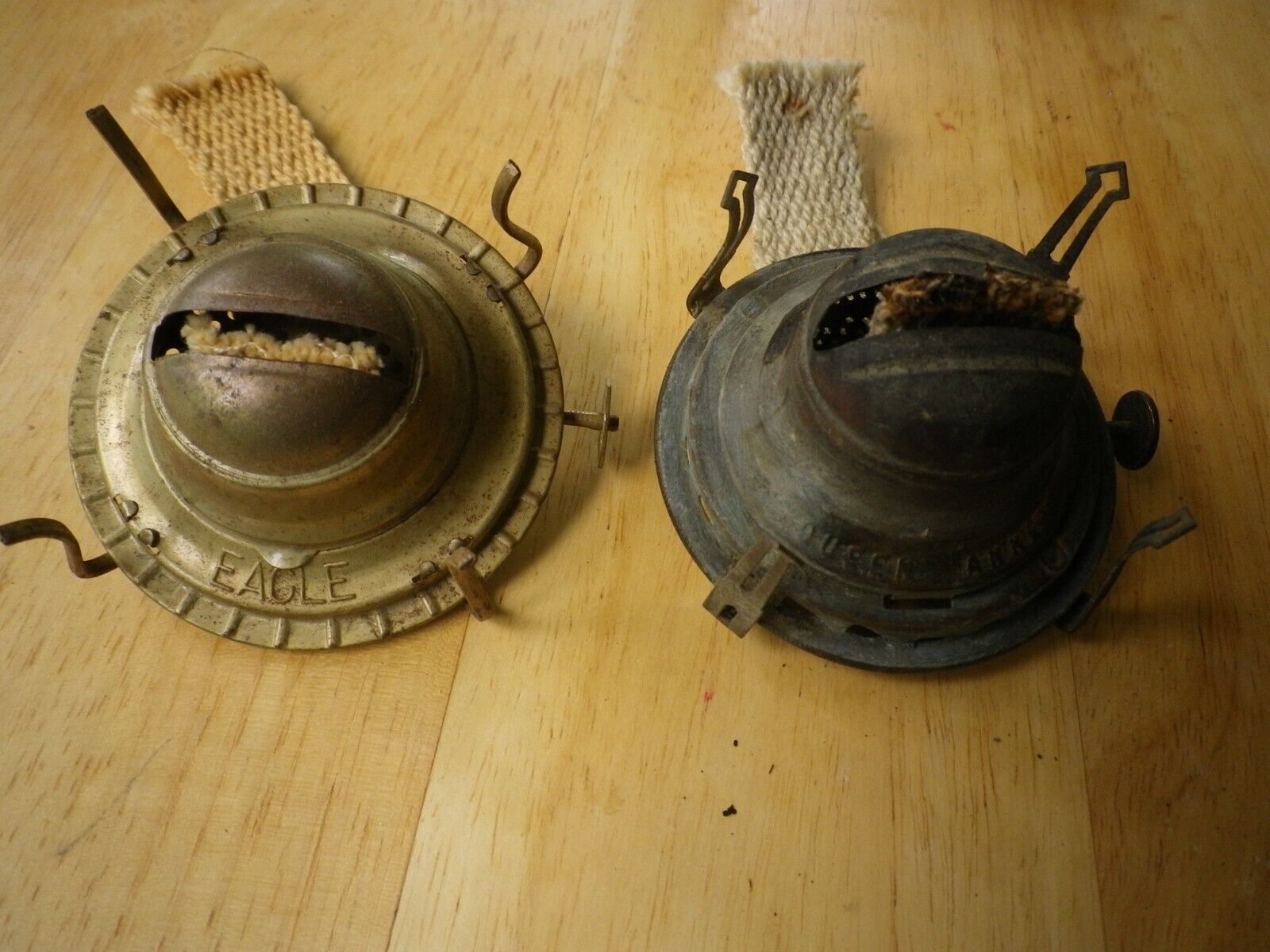 Vintage Kerosene Table Lamp Burners 2