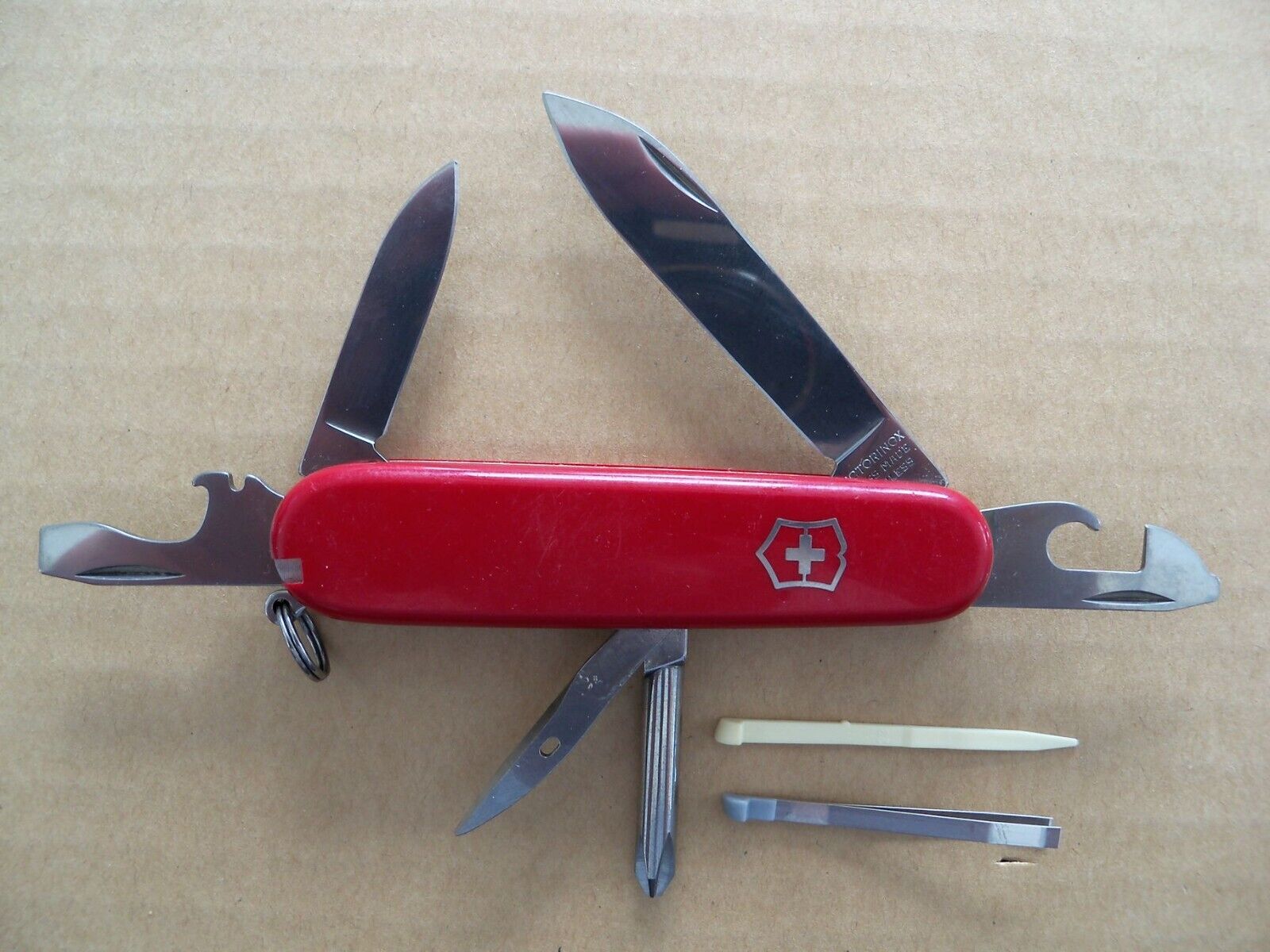Victorinox Tinker Swiss Army Pocket Knife; Red; Phillips Screwdriver; Very Good