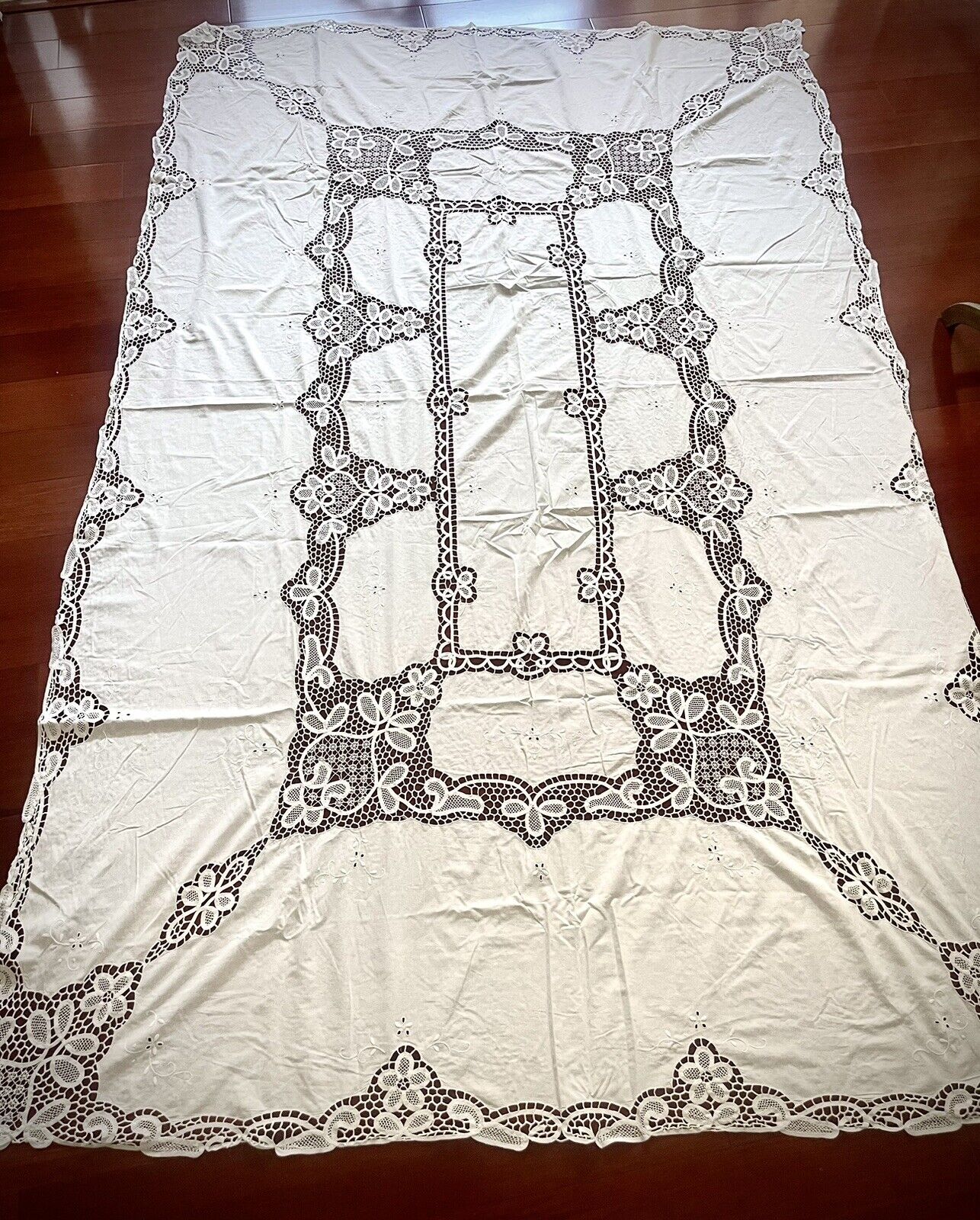 Vintage 100% Cotton White ✅Battenburg Lace Tablecloth 99x62  ✅Beautiful