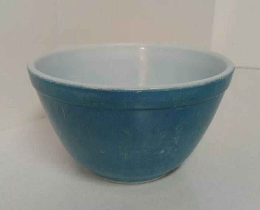 Vintage Pyrex Blue 401 Mixing Nesting Bowl