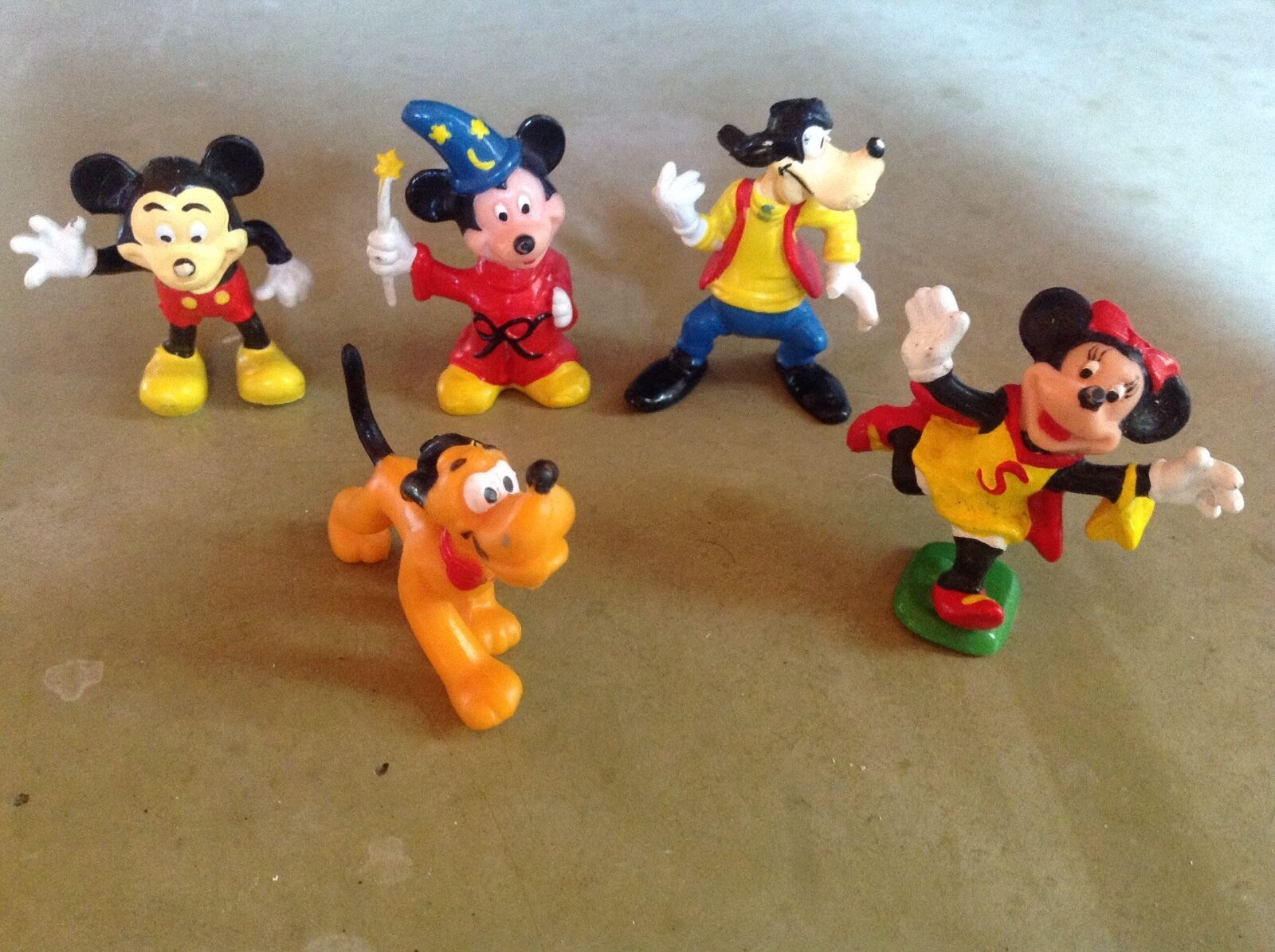 Set of 5 Collectible WALT DISNEY PROD Rubber Figures, Made in Hong Kong