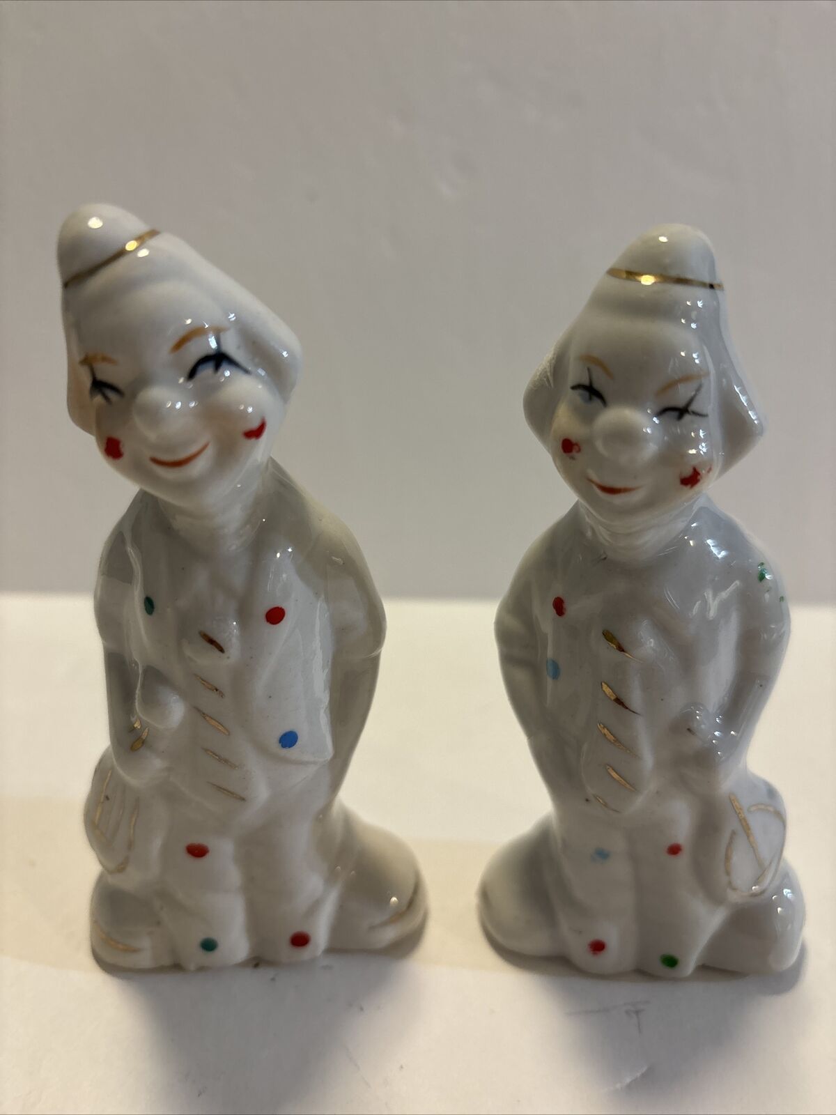 Set Of 2 Vintage Ceramic Clown Figurines Holding Instruments Size 4.5”