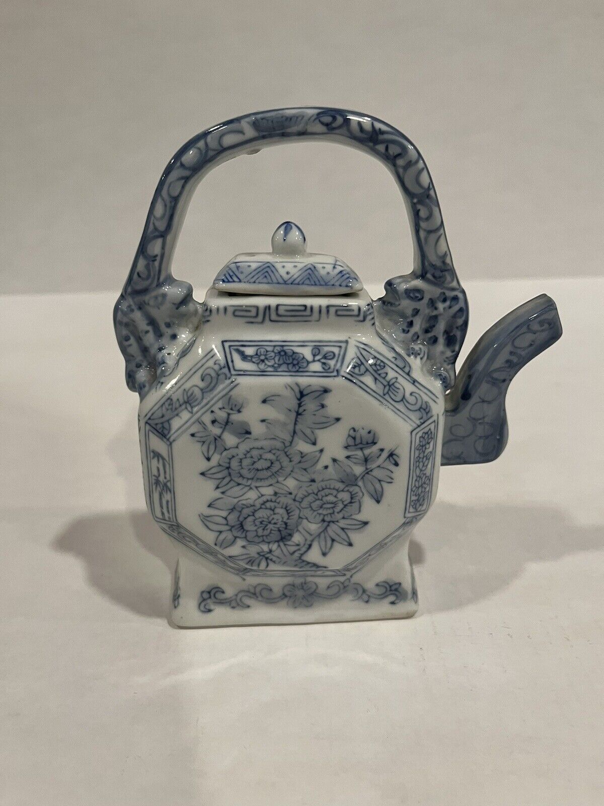 Vintage Chinese Porcelain Blue & White Octagonal Floral Teapot