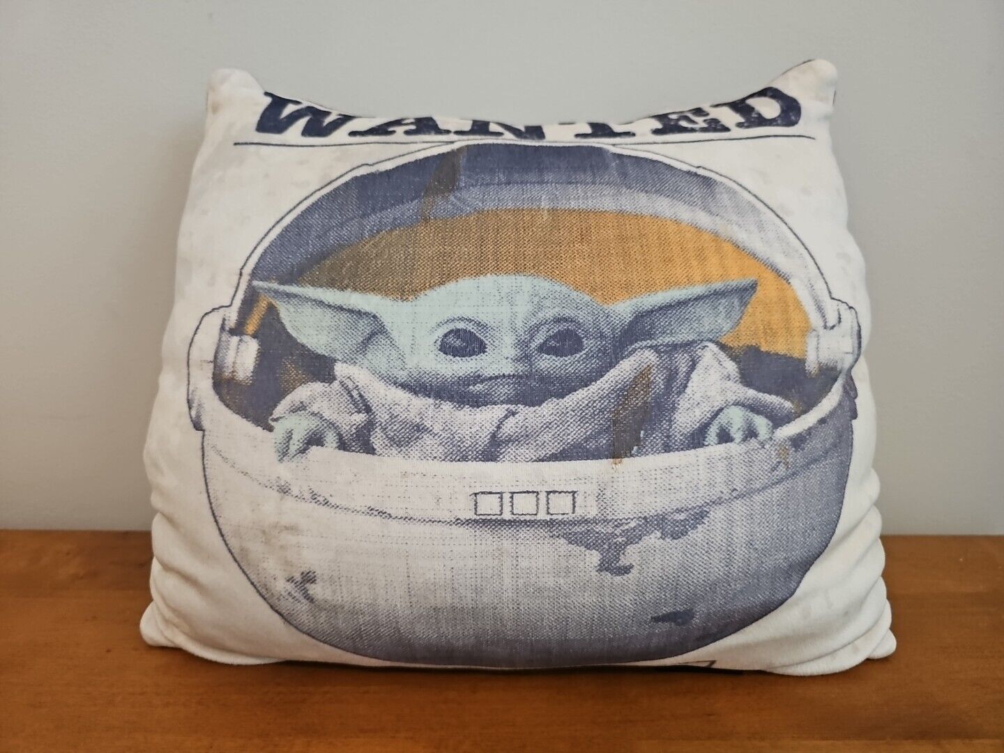 Disney Star Wars Mandalorian Wanted Baby Yoda The Child Squishy Pillow 12\